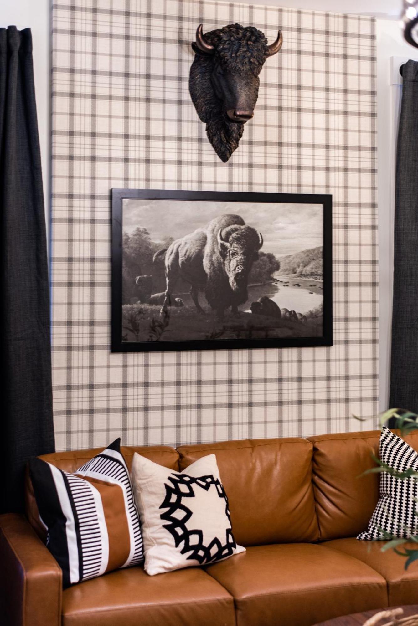 The Woodford Hotel Versailles Room photo